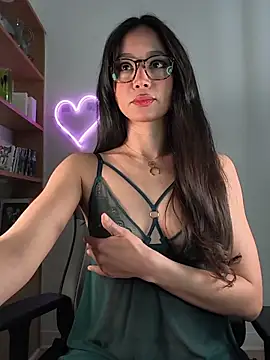 Naughty-Jessie online show from March 4, 9:22 pm