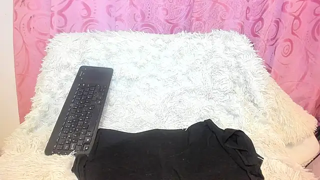 Snapshot of iisabella_gonzalez chatting on November 5, 4:59 am iisabella gonzalez online show from November 5, 4:59 am