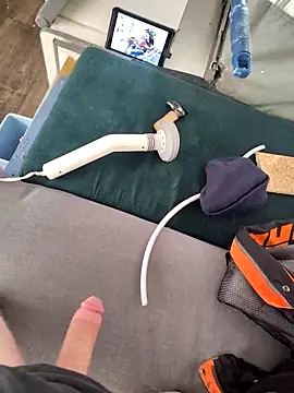 jcp681 online show from April 4, 4:57 pm