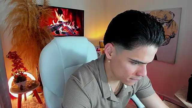 Snapshot of Matias_Murrier chatting on September 25, 12:11 pm Matias Murrier online show from September 25, 12:11 pm