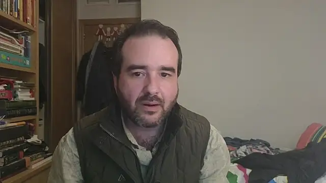 curiosillo83 online show from March 6, 3:40 pm