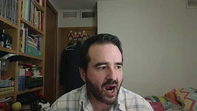 Snapshot of curiosillo83 chatting on July 1, 8:09 pm curiosillo83 online show from July 1, 8:09 pm