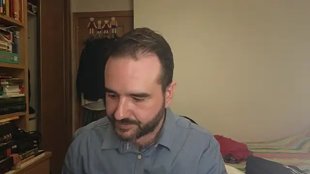 curiosillo83 online show from October 26, 5:57 pm