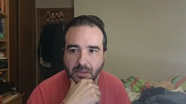 curiosillo83 online show from November 16, 9:25 am