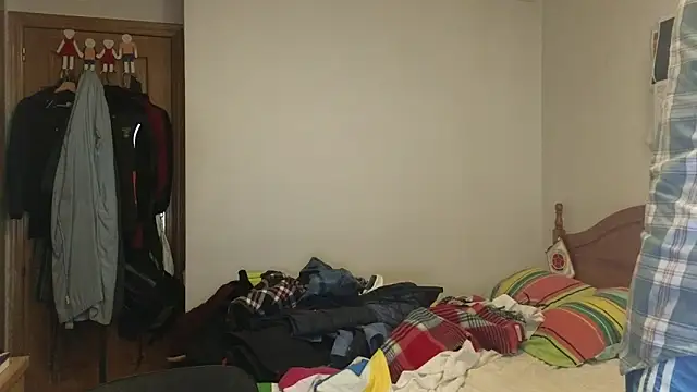 curiosillo83 online show from March 24, 3:01 pm