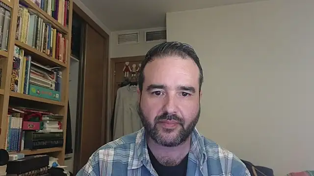 curiosillo83 online show from October 21, 2:27 pm