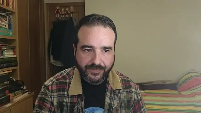 curiosillo83 online show from November 4, 3:38 pm