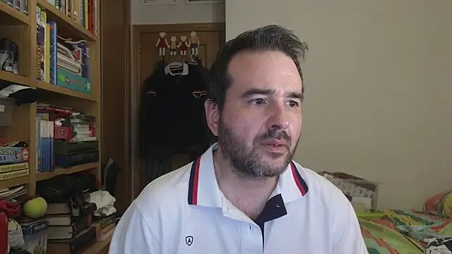 curiosillo83 online show from May 30, 4:56 pm