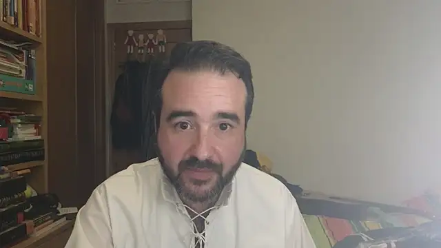 curiosillo83 online show from December 20, 8:12 pm