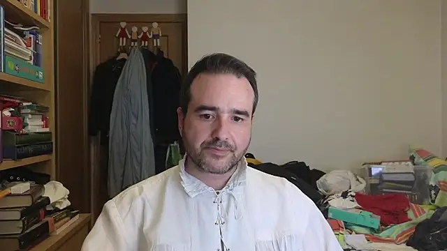 curiosillo83 online show from May 24, 1:55 pm