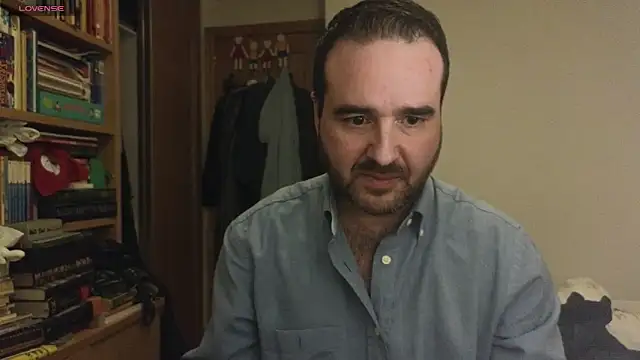 Snapshot of curiosillo83 chatting on March 9, 7:59 pm curiosillo83 online show from March 9, 7:59 pm
