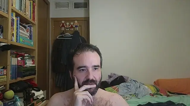 Snapshot of curiosillo83 chatting on July 19, 10:01 am curiosillo83 online show from July 19, 10:01 am