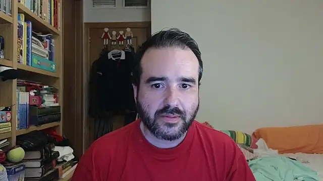 Snapshot of curiosillo83 chatting on June 14, 1:34 pm curiosillo83 online show from June 14, 1:34 pm