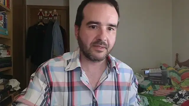 curiosillo83 online show from May 26, 3:10 pm