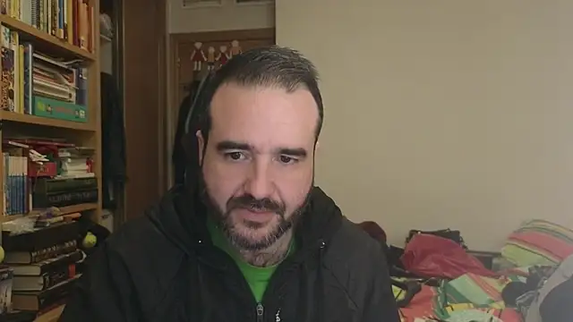 curiosillo83 online show from January 6, 4:33 pm