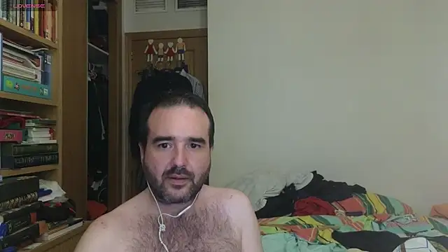 Snapshot of curiosillo83 chatting on September 28, 3:08 pm curiosillo83 online show from September 28, 3:08 pm