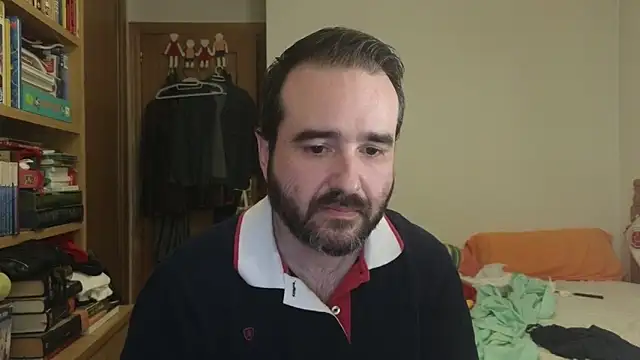 Snapshot of curiosillo83 chatting on June 17, 11:20 am curiosillo83 online show from June 17, 11:20 am