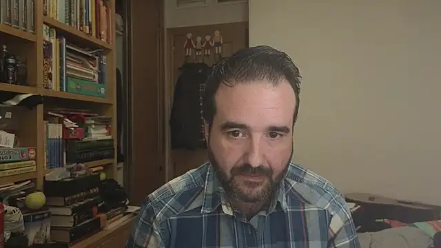 curiosillo83 online show from December 15, 12:16 am