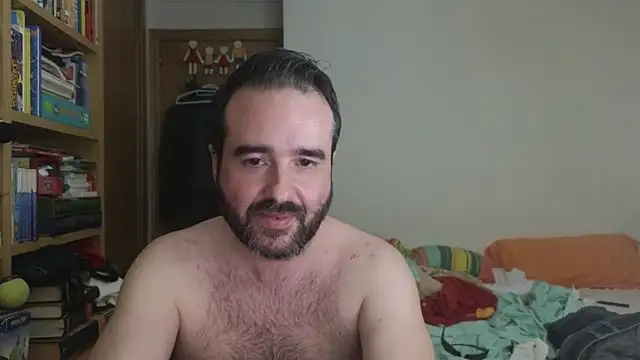 Snapshot of curiosillo83 chatting on June 17, 11:25 pm curiosillo83 online show from June 17, 11:25 pm