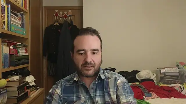 curiosillo83 online show from May 23, 7:24 pm