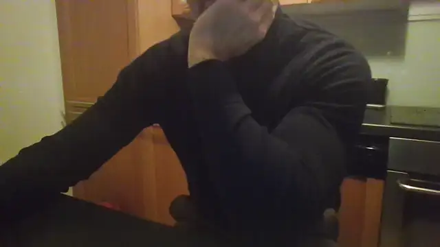 Snapshot of jouet75 chatting on January 5, 7:06 pm jouet75 online show from January 5, 7:06 pm