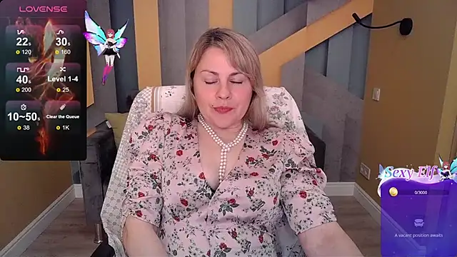 Candy Long online show from April 16, 9:50 pm