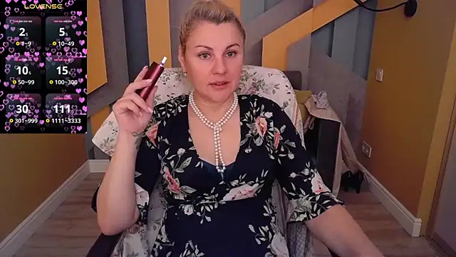 Candy Long online show from May 30, 5:36 am