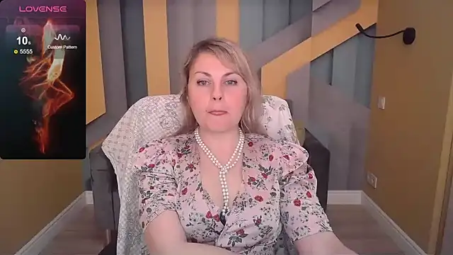 Candy Long online show from April 21, 2:14 am
