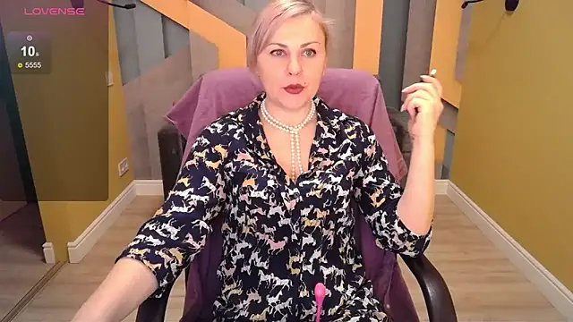 Snapshot of Candy_Long chatting on January 27, 6:30 am Candy Long online show from January 27, 6:30 am