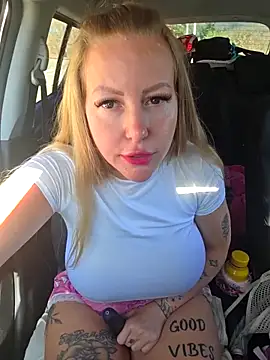 Jassy Foxy online show from May 11, 4:04 pm