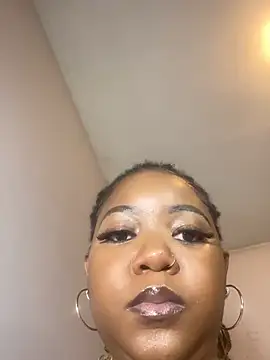 Sexypresh302 online show from May 29, 9:21 pm
