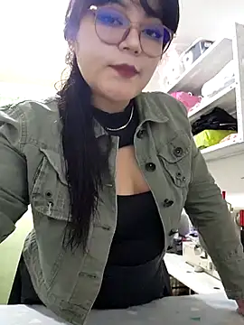 Snapshot of Sakura_0505 chatting on March 1, 9:59 pm Sakura 0505 online show from March 1, 9:59 pm