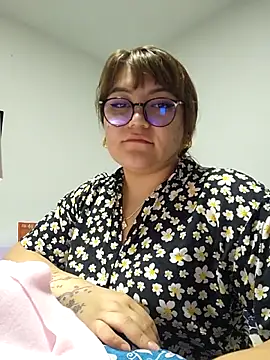 Snapshot of Sakura_0505 chatting on October 2, 10:35 pm Sakura 0505 online show from October 2, 10:35 pm