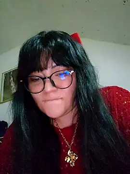 Snapshot of Sakura_0505 chatting on November 28, 12:44 am Sakura 0505 online show from November 28, 12:44 am