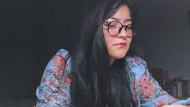 Sakura 0505 online show from February 15, 12:00 am