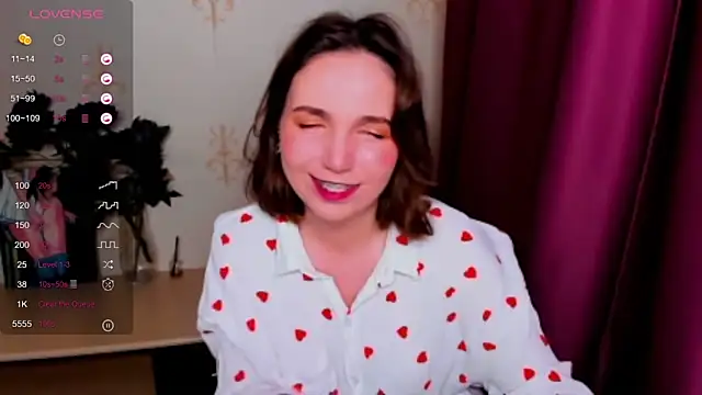 KindHazelHere  online show from September 8, 8:19 pm