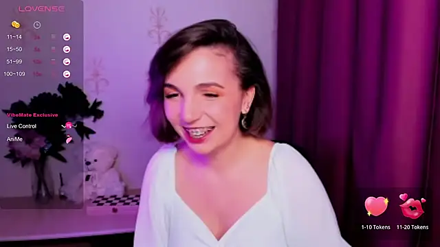 KindHazelHere  online show from November 15, 10:25 pm