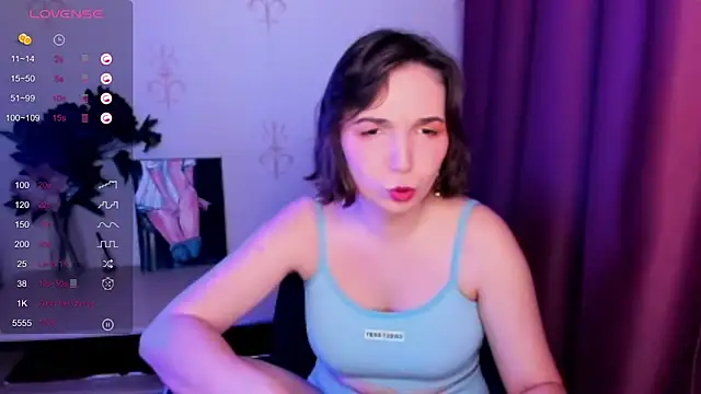 KindHazelHere  online show from October 31, 1:08 pm