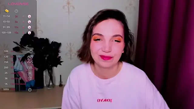 KindHazelHere  online show from October 5, 8:16 am