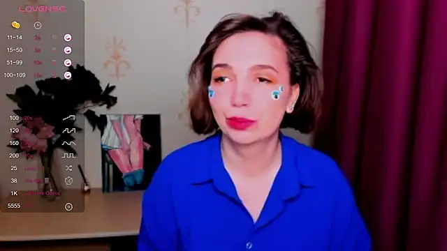 KindHazelHere  online show from October 12, 9:21 am