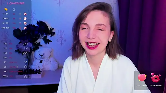 KindHazelHere  online show from February 15, 9:36 pm