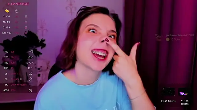 KindHazelHere  online show from November 26, 12:21 am