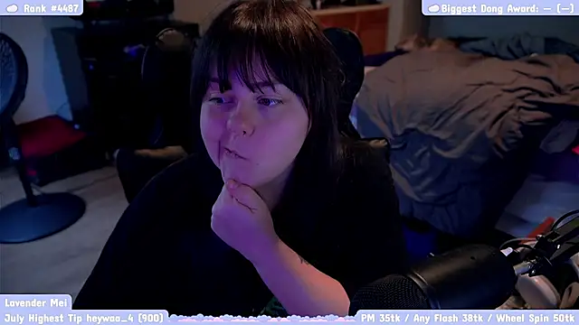 lavendermei online show from July 25, 6:47 pm