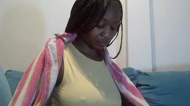 Snapshot of Hardnipples8 chatting on June 22, 3:47 am Hardnipples8 online show from June 22, 3:47 am