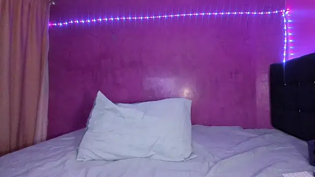 Miis sara  online show from February 13, 3:06 am