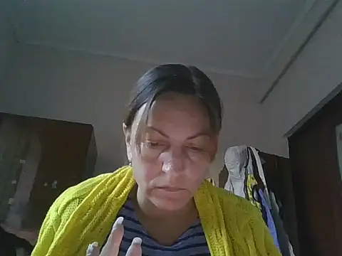 Snapshot of ShawnaAdams chatting on September 16, 3:35 pm ShawnaAdams online show from September 16, 3:35 pm