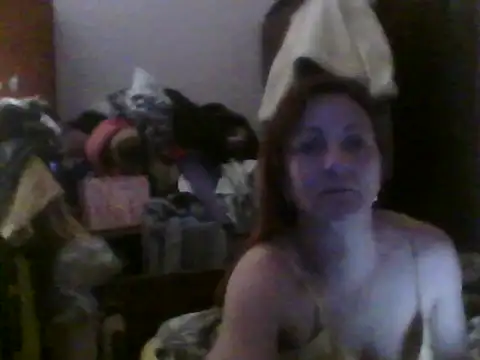 ShawnaAdams online show from March 26, 7:45 pm