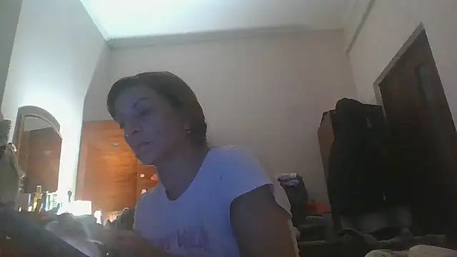 Snapshot of ShawnaAdams chatting on November 4, 8:12 pm ShawnaAdams online show from November 4, 8:12 pm