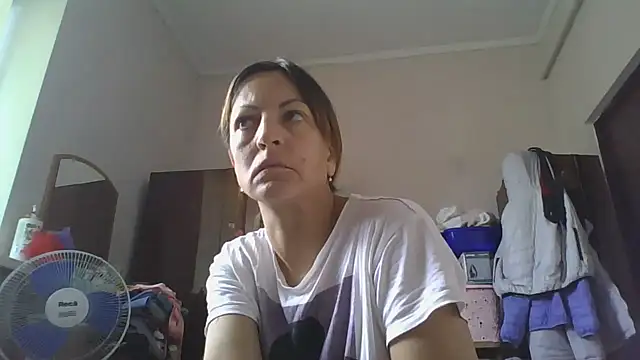 Snapshot of ShawnaAdams chatting on September 20, 8:41 am ShawnaAdams online show from September 20, 8:41 am