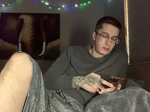 Bwcjoshbanks online show from February 26, 12:21 am